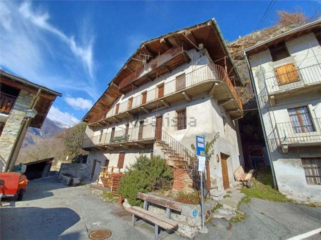 Casa in vendita a Stigliano Superiore, Pont Saint Martin