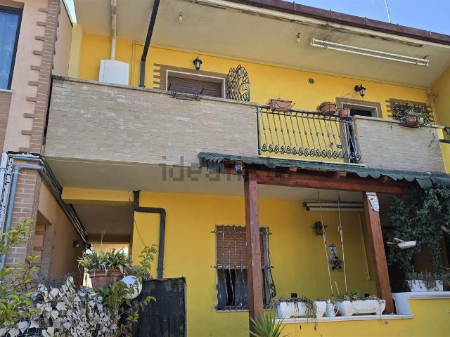 Casa in vendita a Chieti Scalo, Chieti