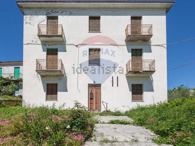 Casa in vendita a Giardino, Fara Filiorum Petri
