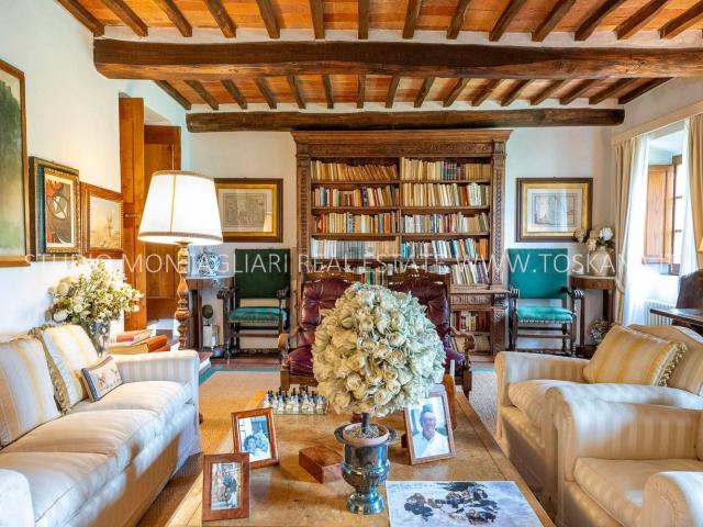 Casa in vendita a San Polo In Chianti, Toscana