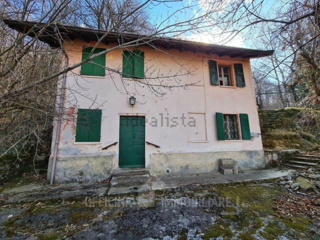 Casa in vendita a Villatico, Colico