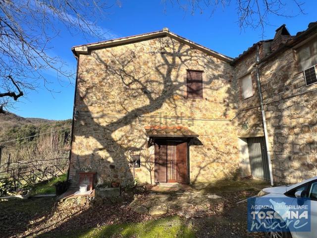 Casa in vendita a Monteverdi Marittimo, Toscana