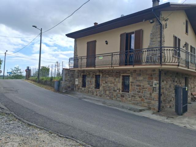 Casa in vendita a Santa Maria Della Versa, Lombardia