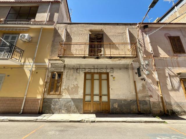Casa in vendita a Partinico, Sicilia