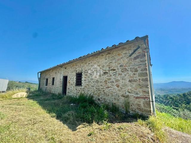 Casa in vendita a Carmignano, Toscana