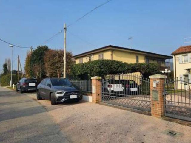 Casa in vendita a Torreglia, Veneto