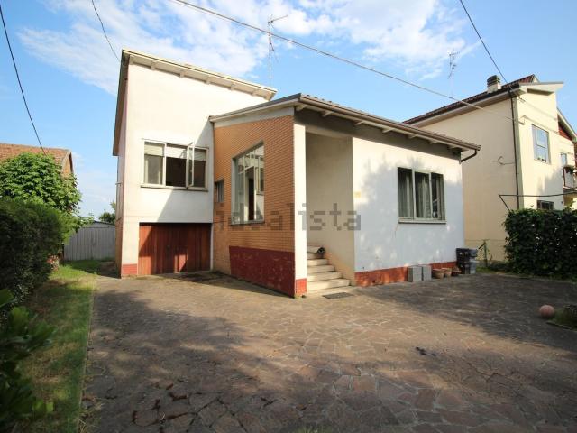 Casa in vendita a Unione dei comuni della Bassa Romagna, Bagnacavallo