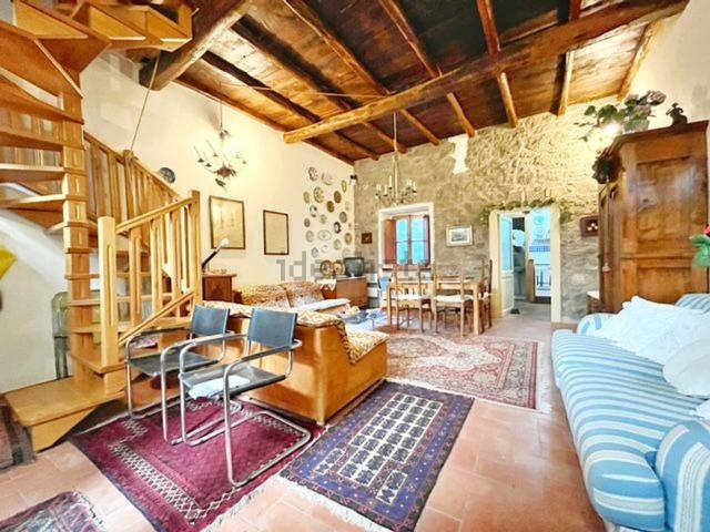 Casa in vendita a Montefiascone, Lazio