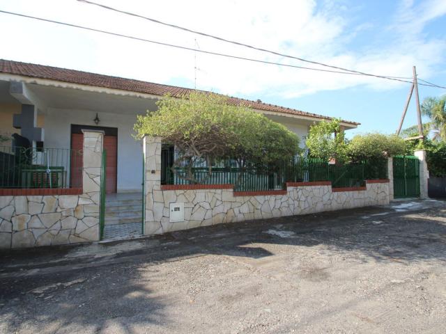 Casa in vendita a Vaccarizzo, Catania