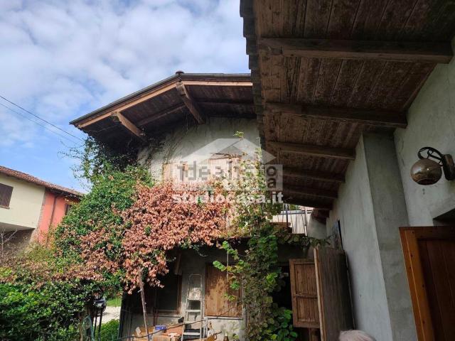 Casa in vendita a San Bassano, Cremona