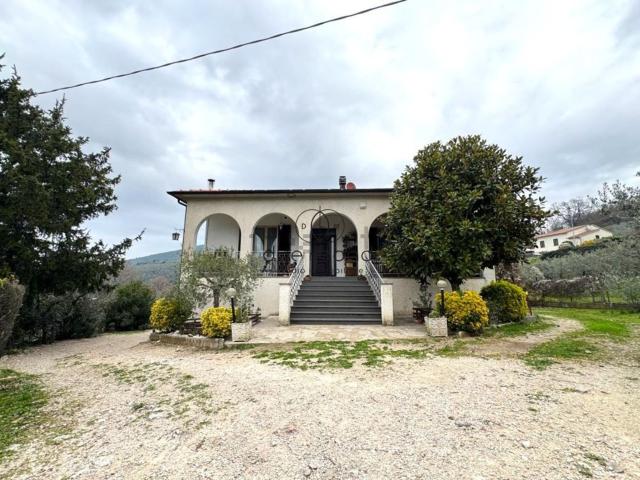 Casa in vendita a Trevi, Umbria