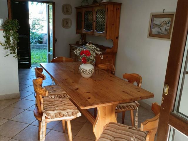Casa in vendita a Gualdo Tadino, Umbria