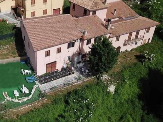 Casa in vendita a Norcia, Umbria