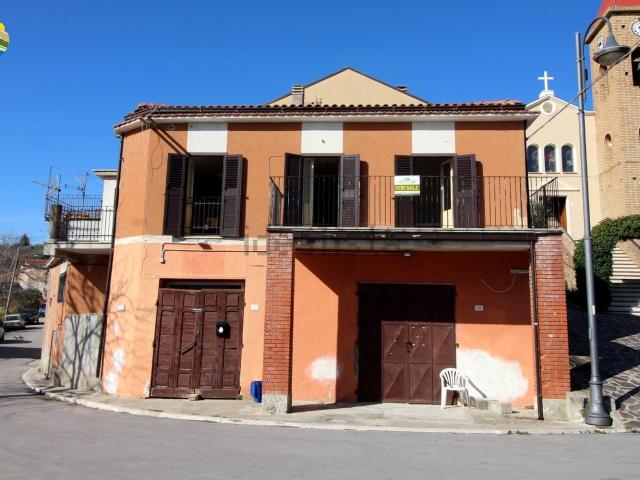 Casa in vendita a Cellino Attanasio, Abruzzo