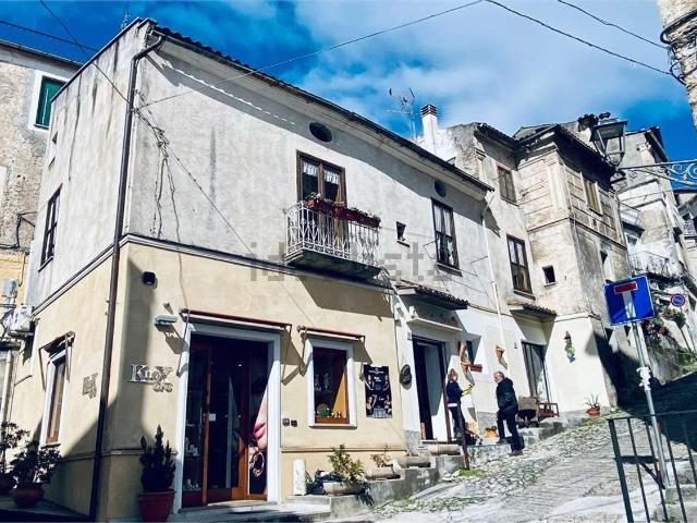 Casa in vendita a Calabria, Cosenza