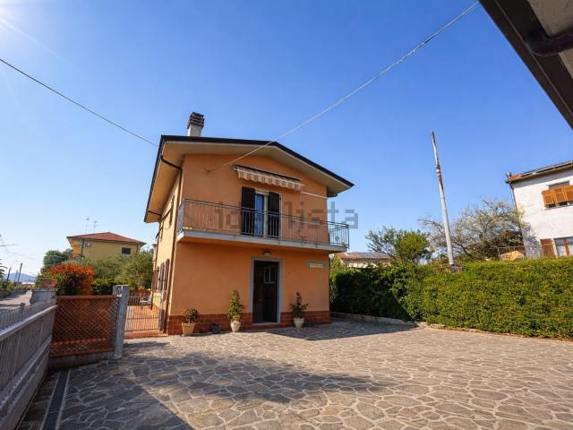 Casa in vendita a Ponzano Magra, Santo Stefano di Magra