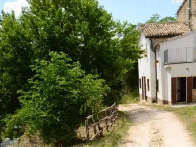 Casa in vendita a Marche, Macerata