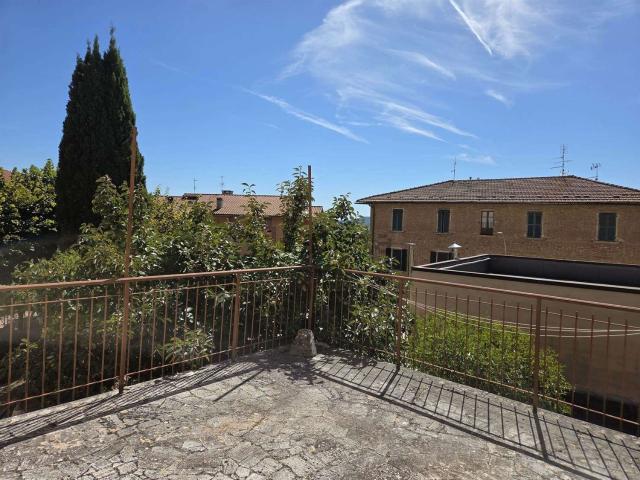 Casa in vendita a Chianciano, Chianciano Terme