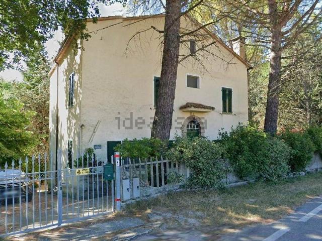Casa in vendita a Marche, Macerata