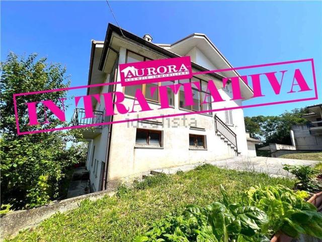 Casa in vendita a Marche, Fermo