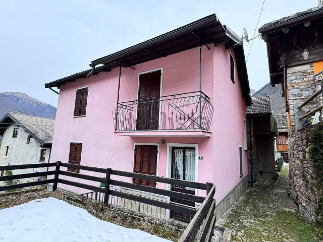 Casa in vendita a Bannio Anzino, Piemonte