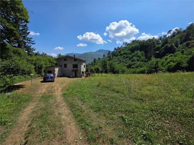 Casa in vendita a Unione Comuni Garfagnana, Gallicano