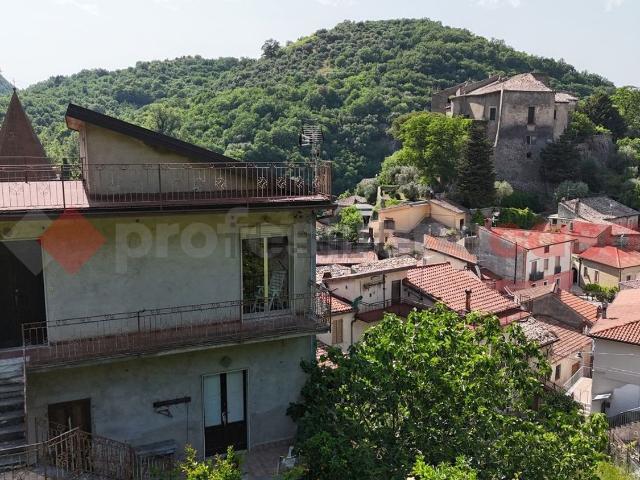 Casa in vendita a San Martino Valle, Campania
