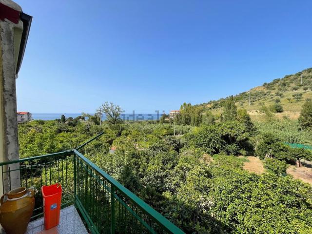 Casa in vendita a Caronia, Sicilia