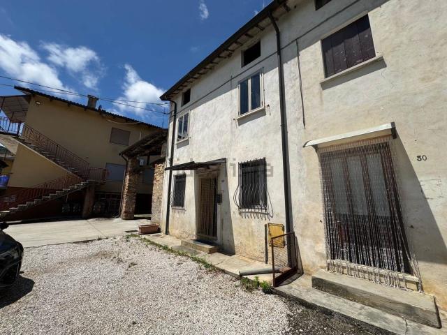 Casa in vendita a Castelnovo, Isola Vicentina