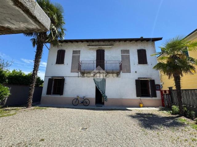 Casa in vendita a Piemonte, Novara