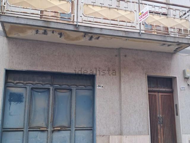 Casa in vendita a Carlentini, Sicilia
