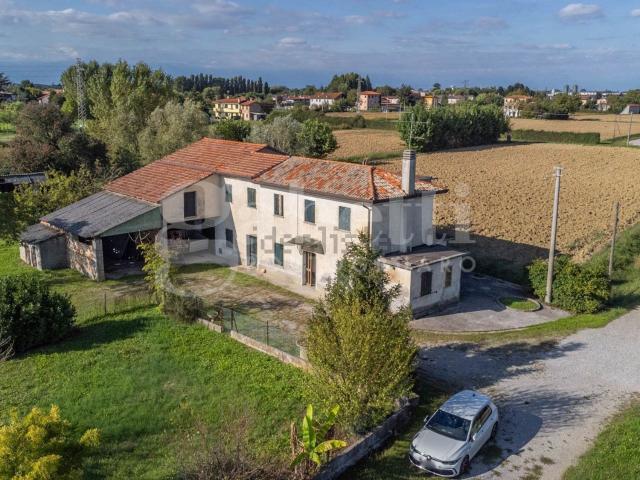 Casa in vendita a Annone Veneto, Veneto