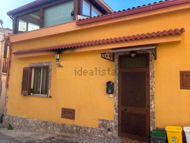 Casa in vendita a Sperone, Messina