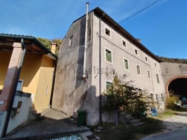 Casa in vendita a Montecchio Maggiore, Veneto