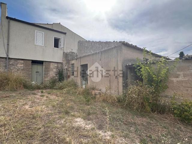 Casa in vendita a Chiaramonte Gulfi, Sicilia