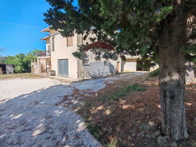 Casa in vendita a Marche, Macerata