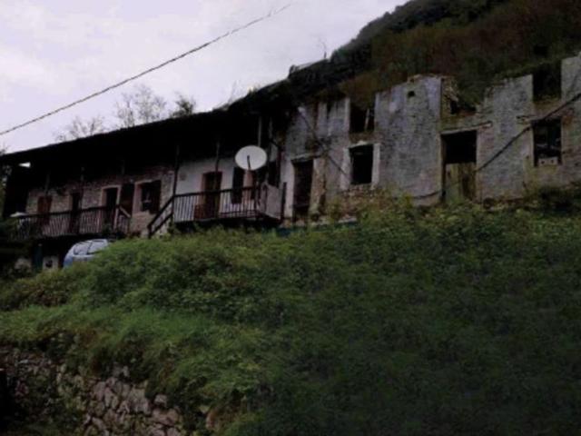 Casa in vendita a Feltre, Veneto