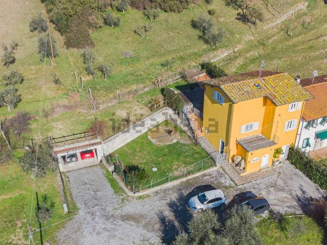 Casa in vendita a Bagni Di Lucca Ponte, Toscana