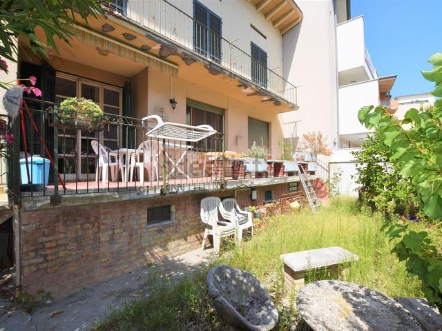 Casa in vendita a Marche, Fermo