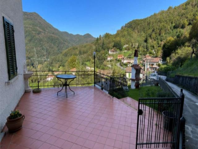 Casa in vendita a Piteglio, Toscana