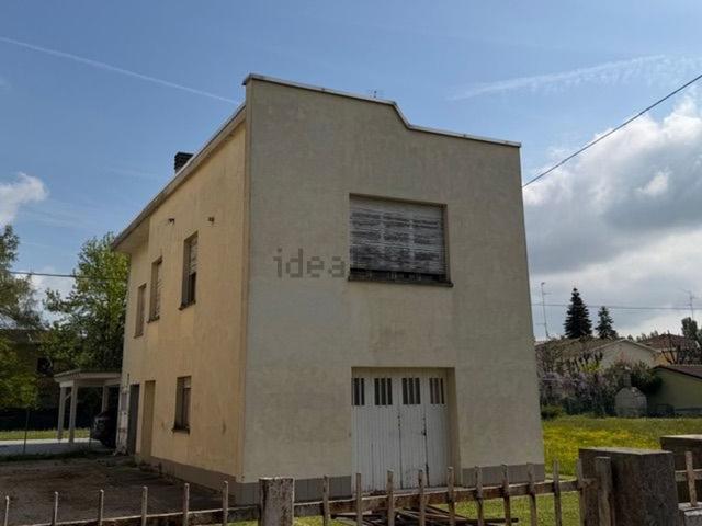 Casa in vendita a Unione Alto Ferrarese, Cento