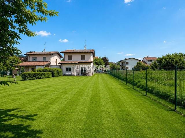 Casa in vendita a Solbiate con Cagno, Concagno