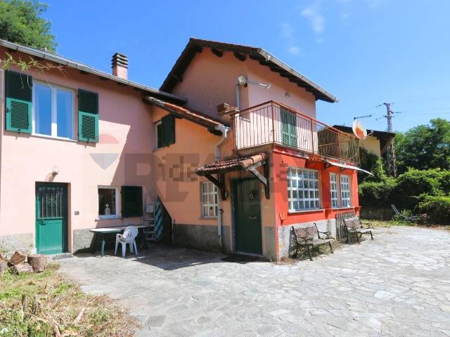 Casa in vendita a Val Polcevera, Serra Riccò