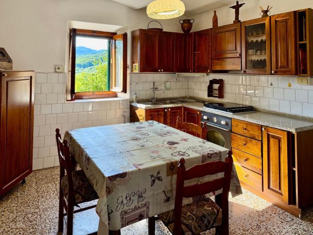 Casa in vendita a Pistoia, Toscana