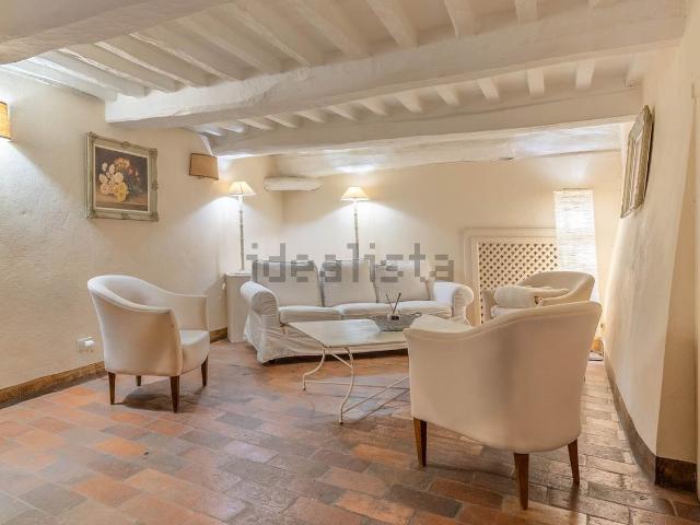 Casa in vendita a Cortona, Toscana