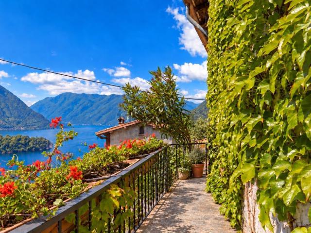 Casa in vendita a Carate, Tremezzina