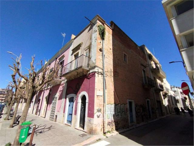 Casa in vendita a Puglia, Bari