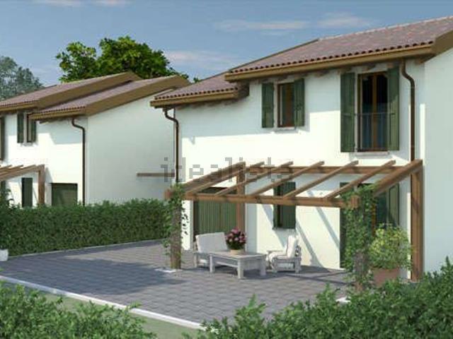 Casa in vendita a Terra di Mezzo, Re