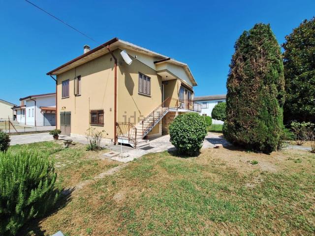 Casa in vendita a Guarda Veneta, Veneto