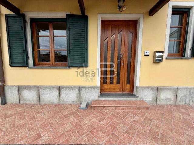 Casa in vendita a Massa e Cozzile, Toscana